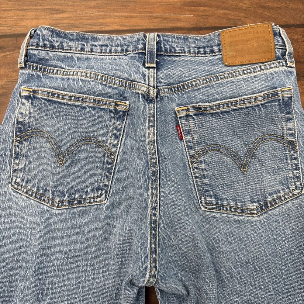 Levis Premium Wedgie Jeans Women's 27 (27.5 x 27) Blue Denim Button Fly Big E - Picture 8 of 15